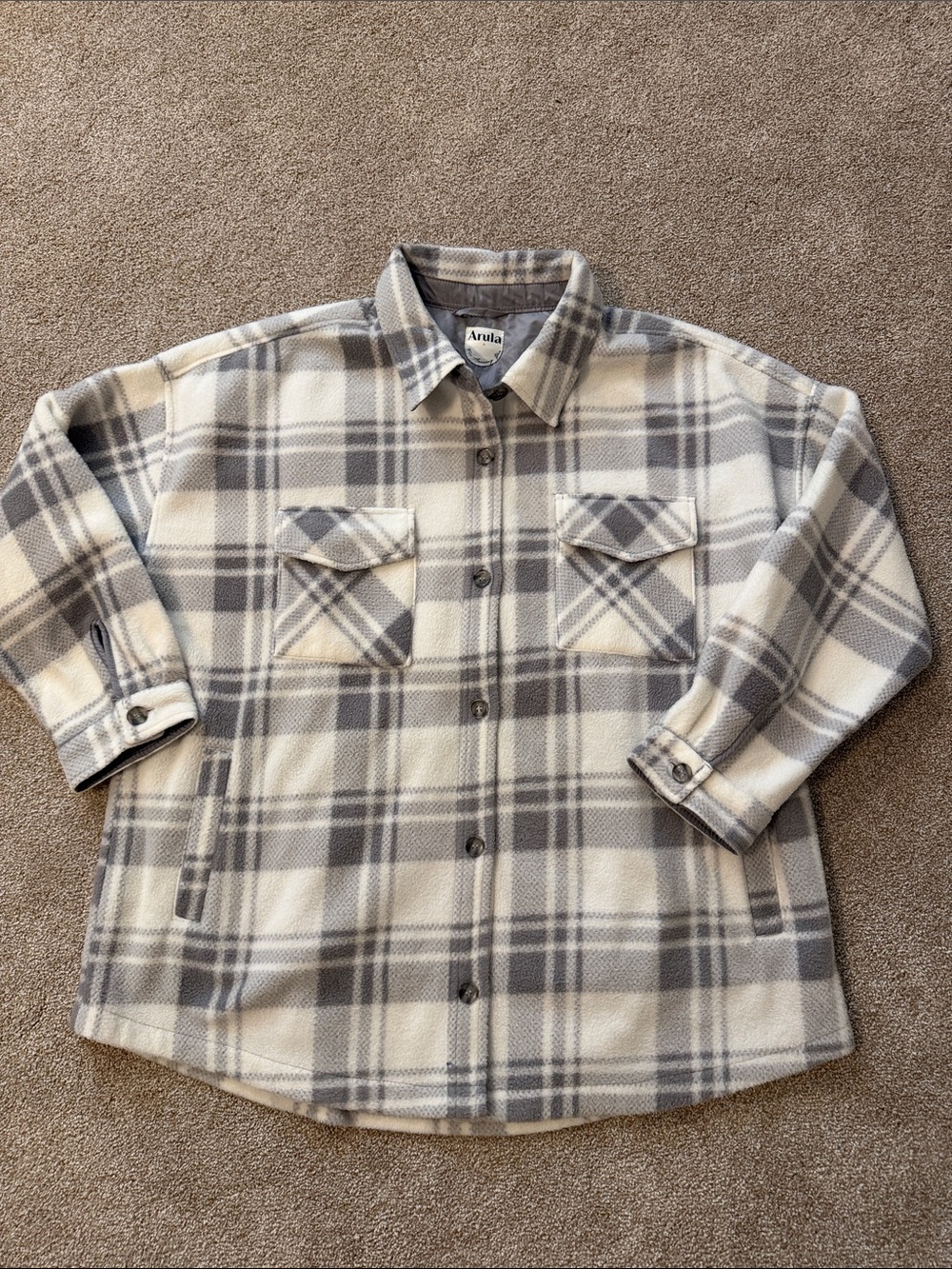 Arula women’s fleece button up, Shacket. Size A.